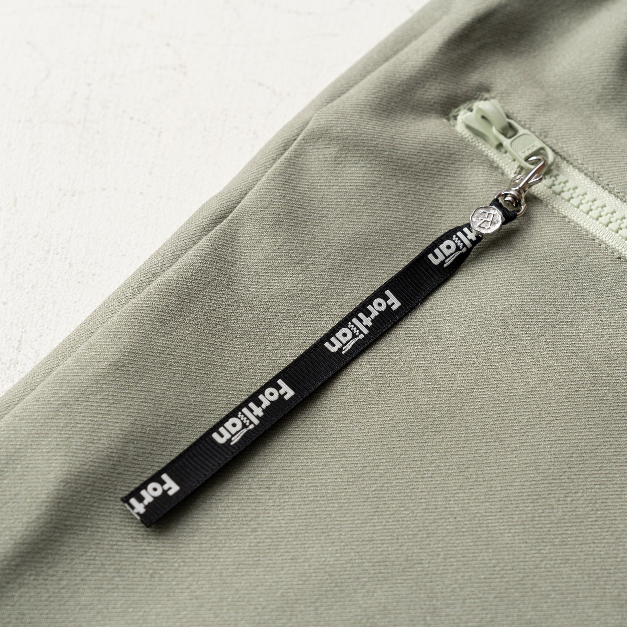 イージークロップドパンツ アクティブSale開催中！ 春夏物価格