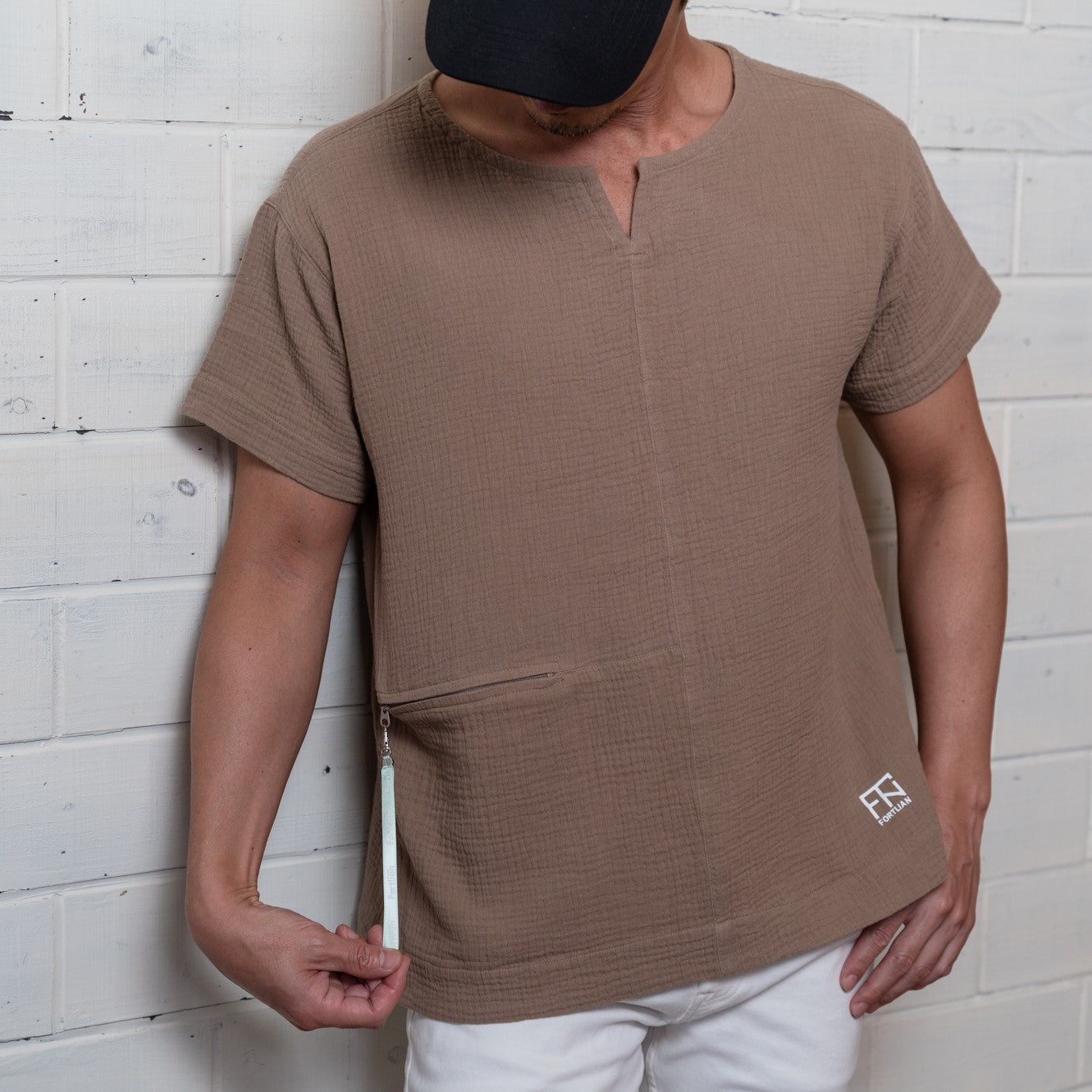 BluBre / 針抜きスキッパーTシャツ BluBre / 針抜きスキッパーTシャツ新品